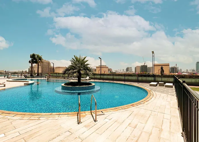 Ultra-Luxury / Dubai Marina & Burj Khalifa View/ High Floor