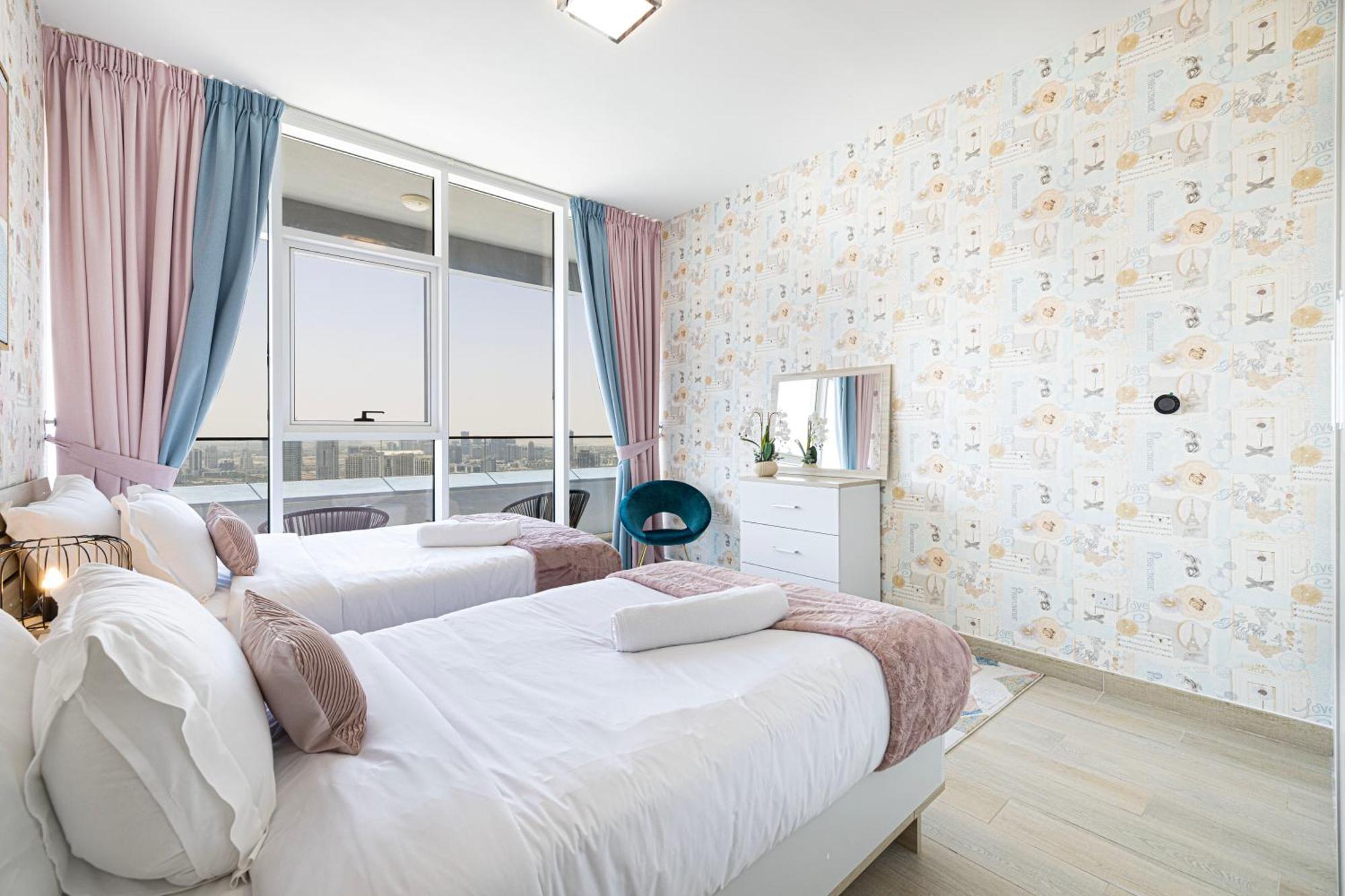 Apartment Ultra-luxury / Marina & Burj Khalifa View/ High Floor *